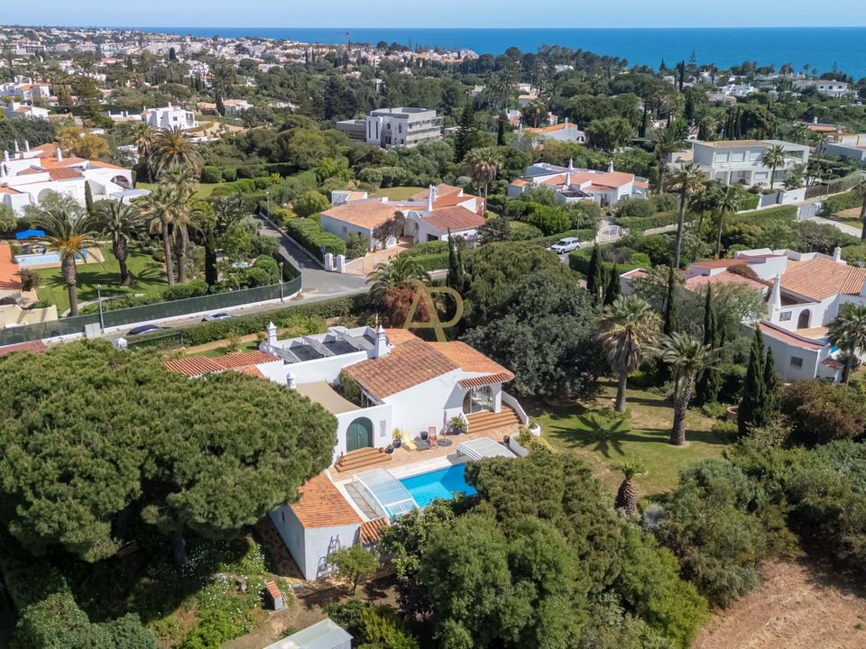 Villa i Carvoeiro, Faro - foto 1
