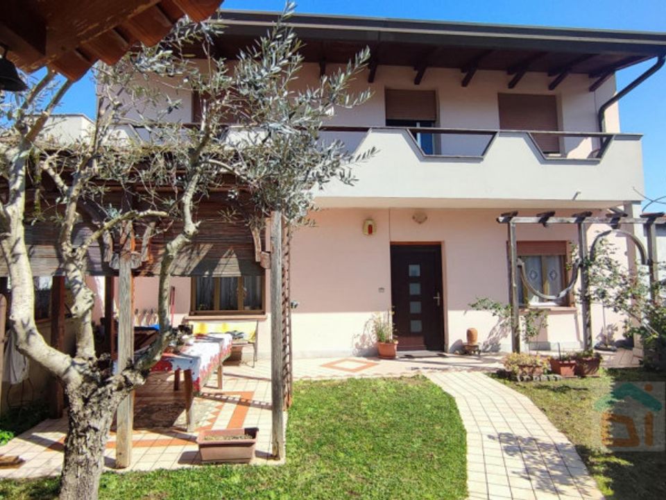 Villa i Gonars, Udine - bilde 1