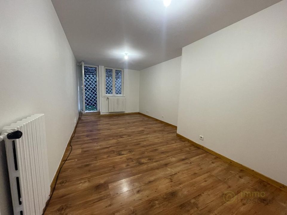 Landsbyhus i Mozac, Puy-de-Dome - foto 4