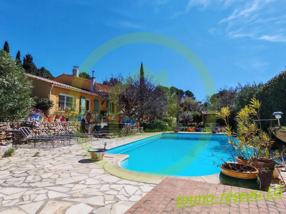 Villa i Le Castellet, Var - foto 1