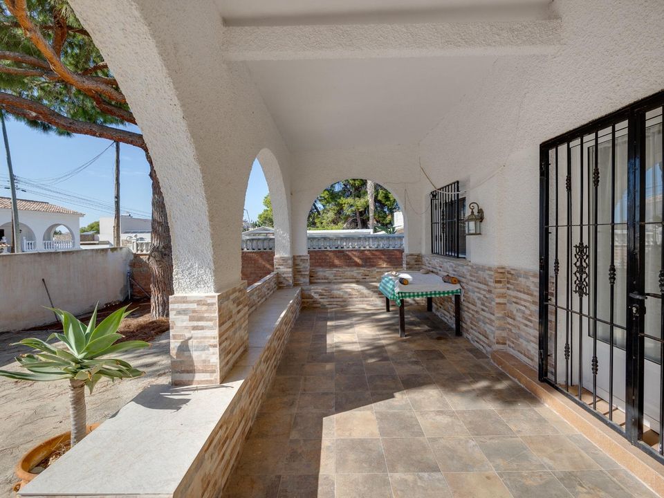 Villa i Los Balcones, Alicante - foto 1