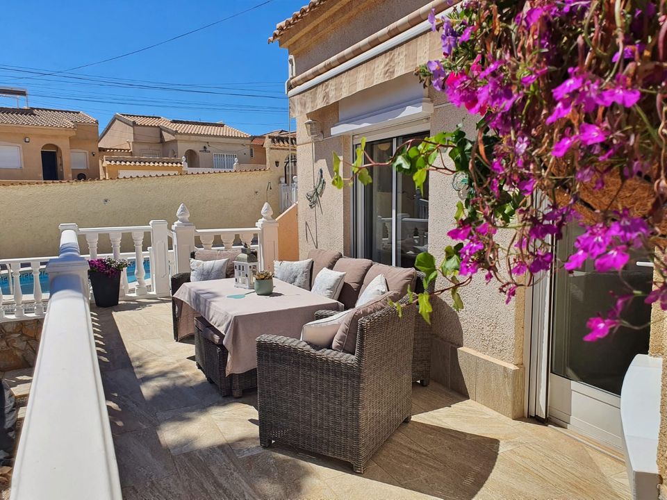 Villa i Orihuela Costa, Alicante - foto 1