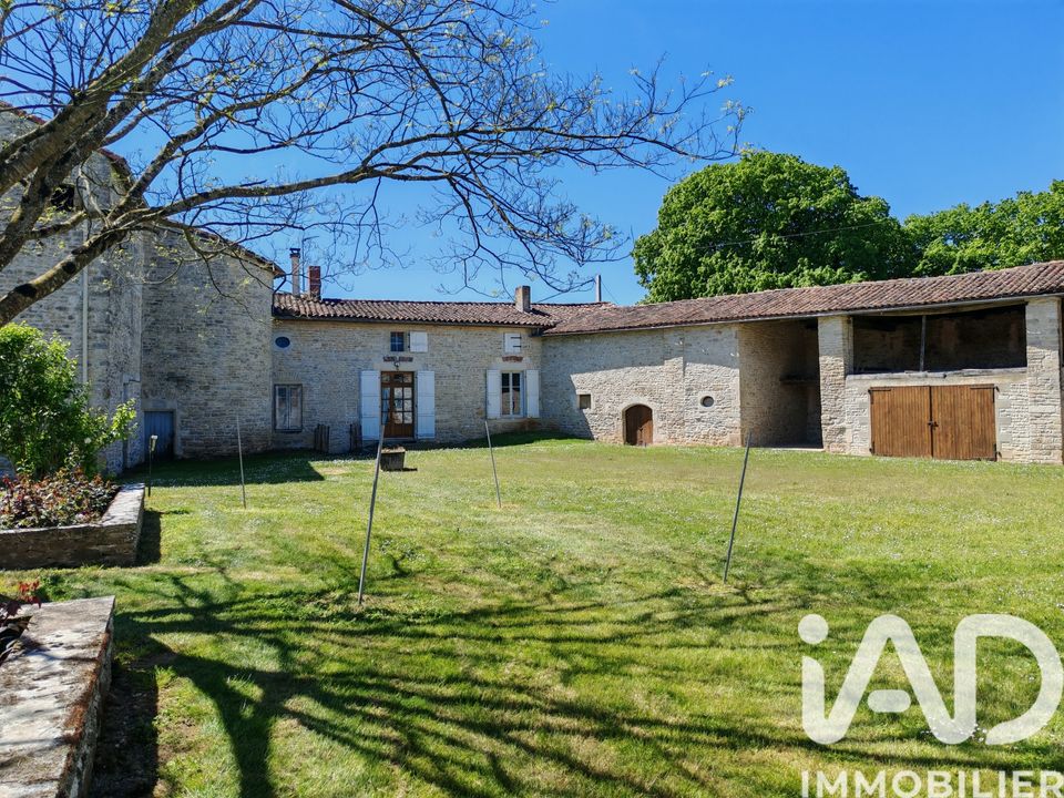 Villa i Villefagnan, Charente - foto 1