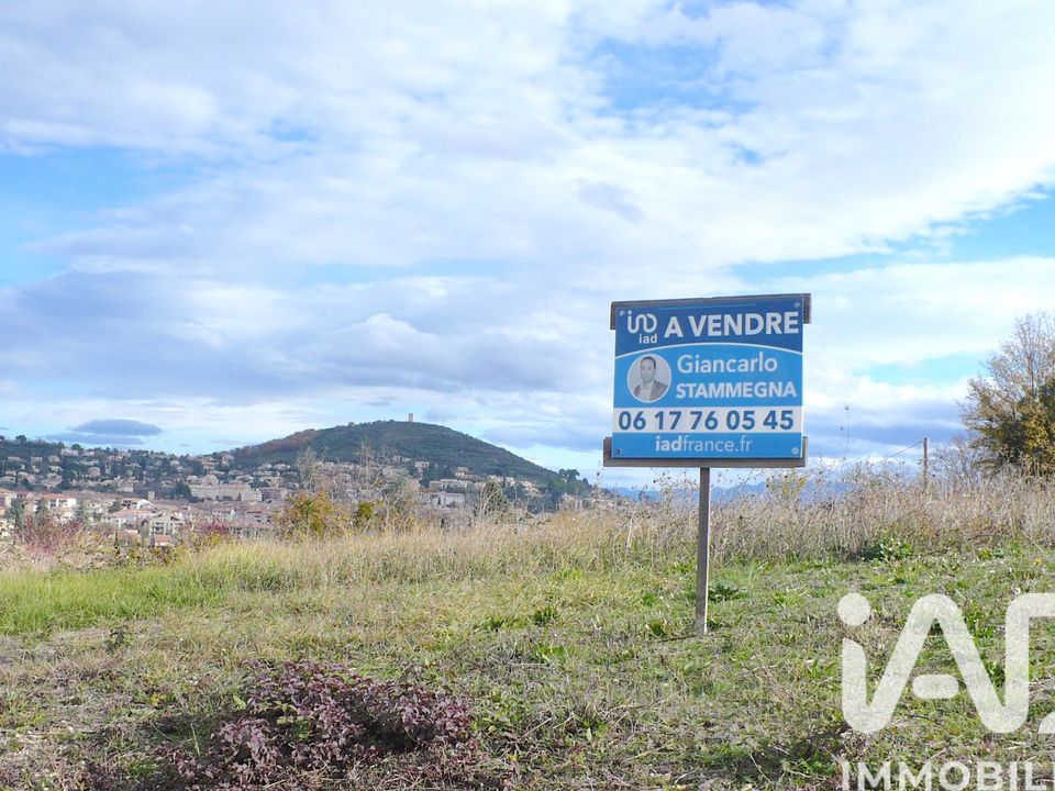 Helårsgrund i Manosque, Alpes-de-Haute-Provence - foto 1