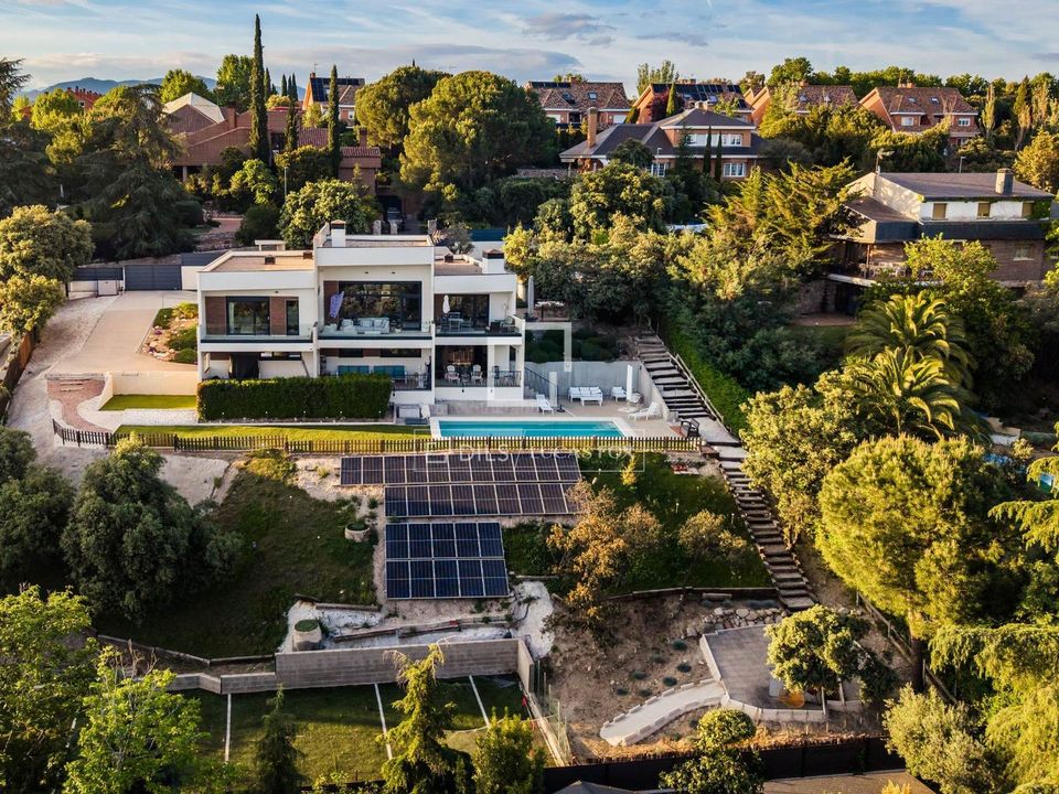 Villa i Las Rozas De Madrid, Madrid - foto 3
