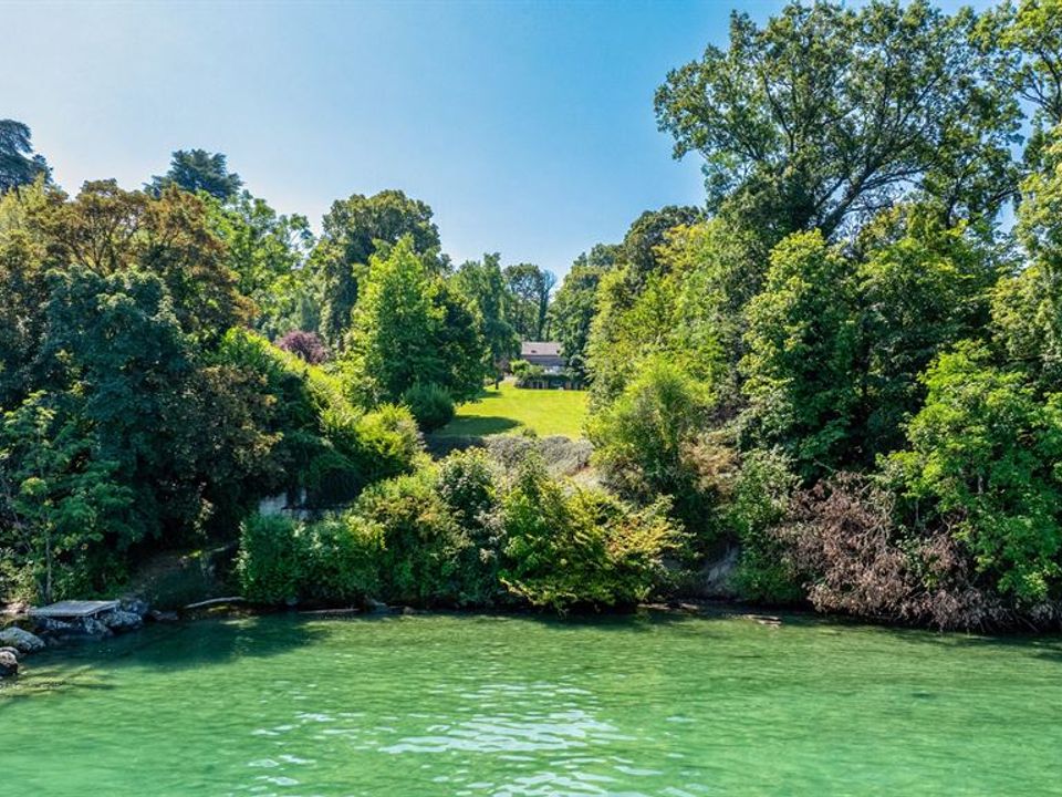 Villa i Thonon-les-Bains, Haute-Savoie - foto 1