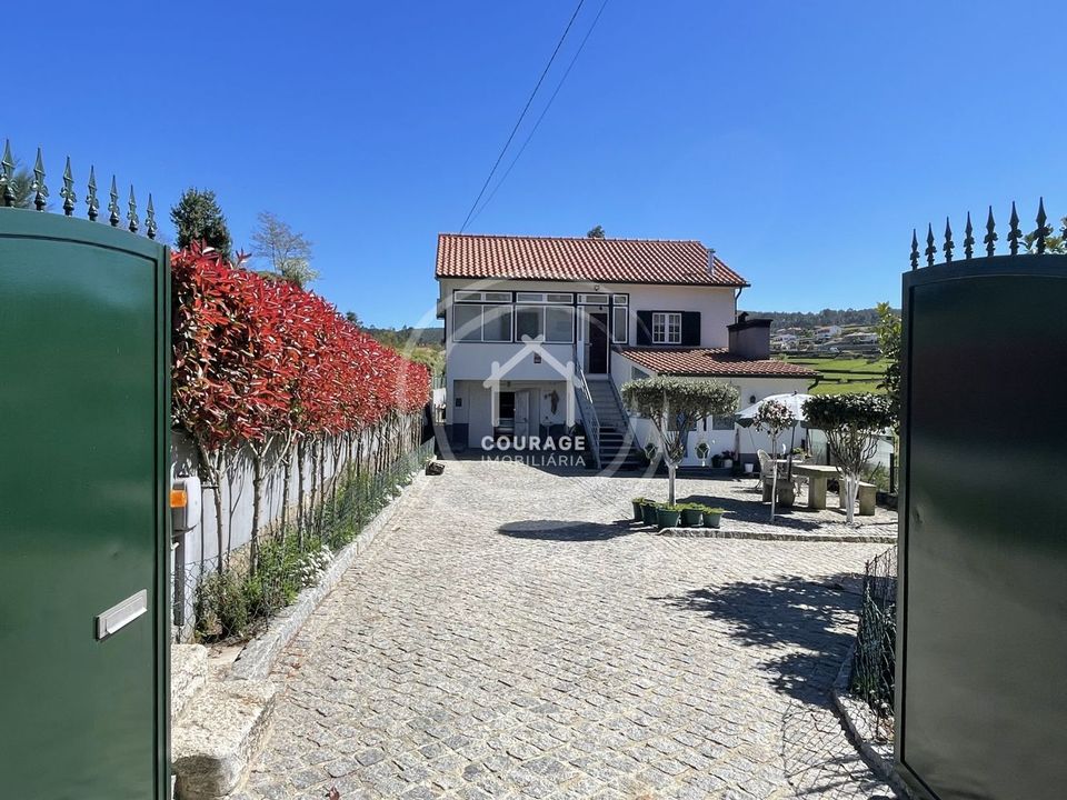 Villa i Paredes de Coura, Viana do Castelo - foto 1