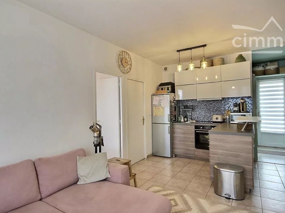 Lejlighed i Champs-sur-Marne, Seine-et-Marne - foto 2