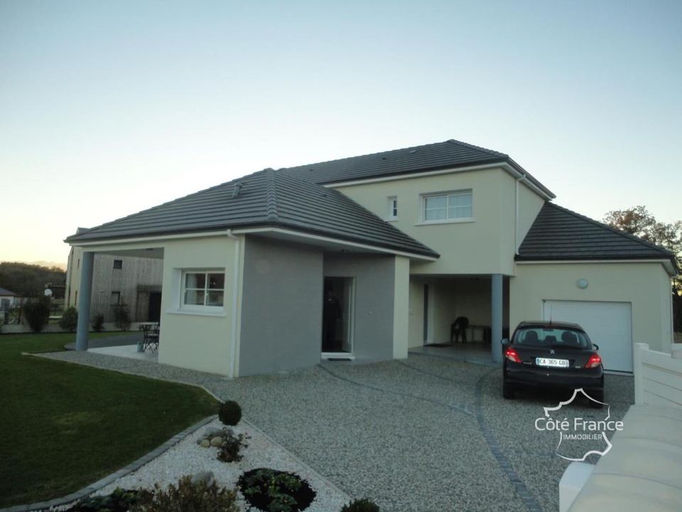 Villa em Idron, Pyrenees-Atlantiques - foto 1