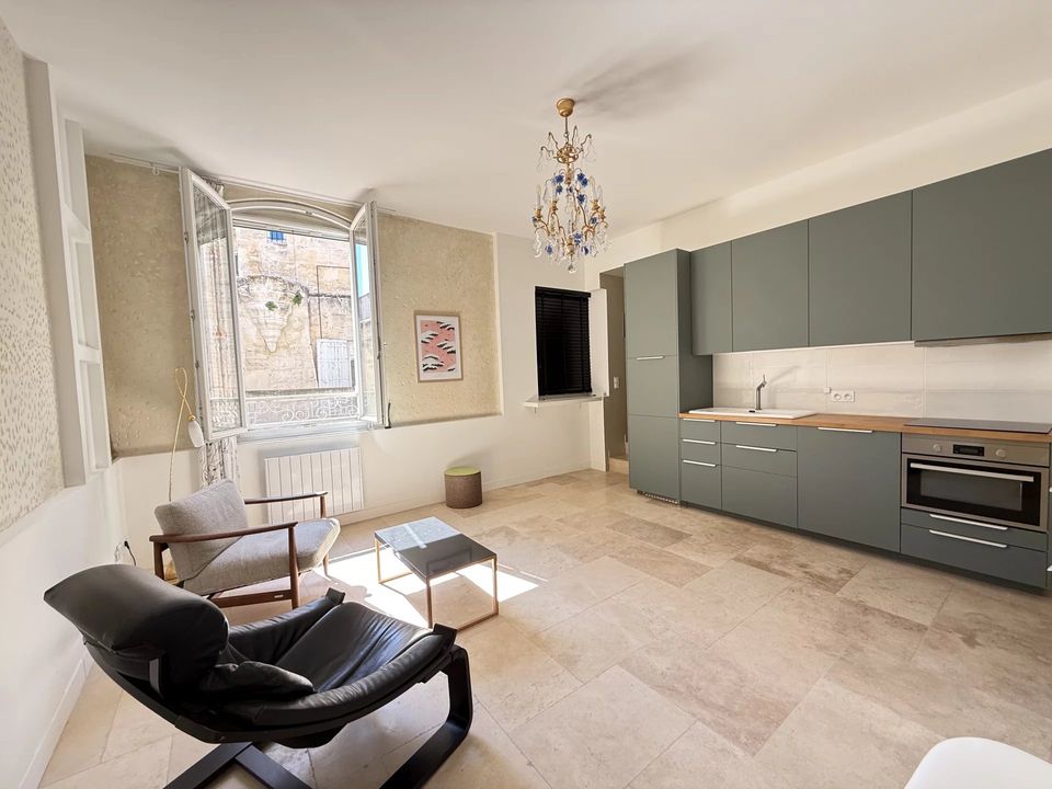 Apartamento en Arles, Bouches-du-Rhone - foto 1