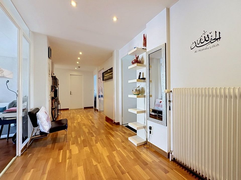Apartamento en Annemasse, Haute-Savoie - foto 2