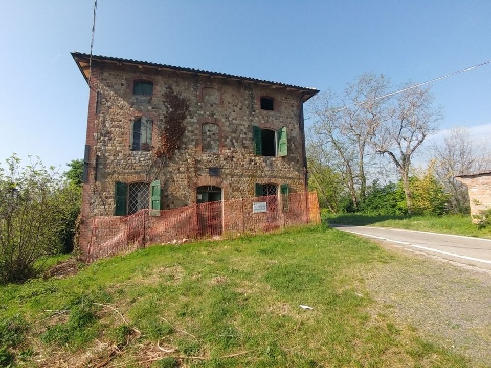 Villa i Monte San Pietro, Bologna - foto 1