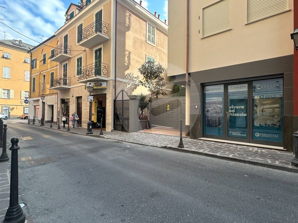 Erhvervsejendom i Alassio, Savona - foto 2
