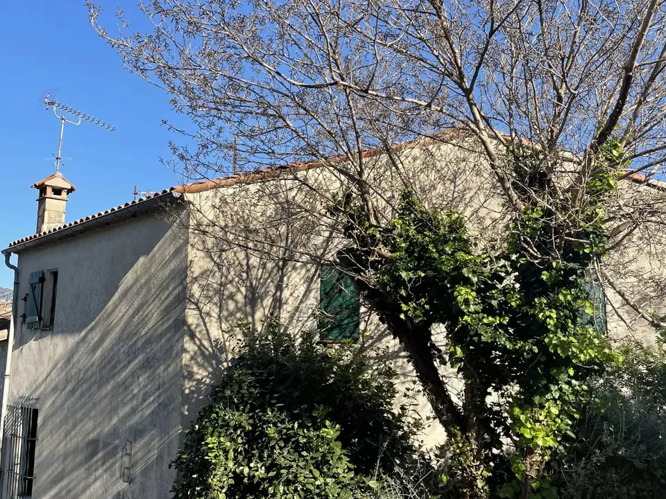 Villa en Carros, Alpes-Maritimes - foto 1