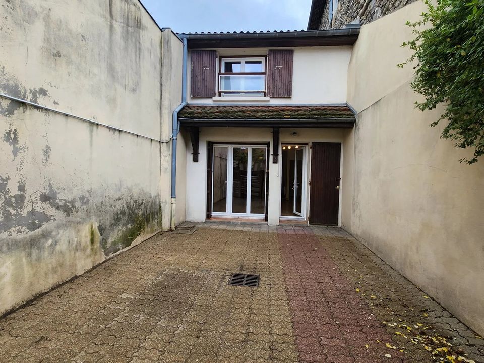 Apartment in Rives, Isere - photo 3