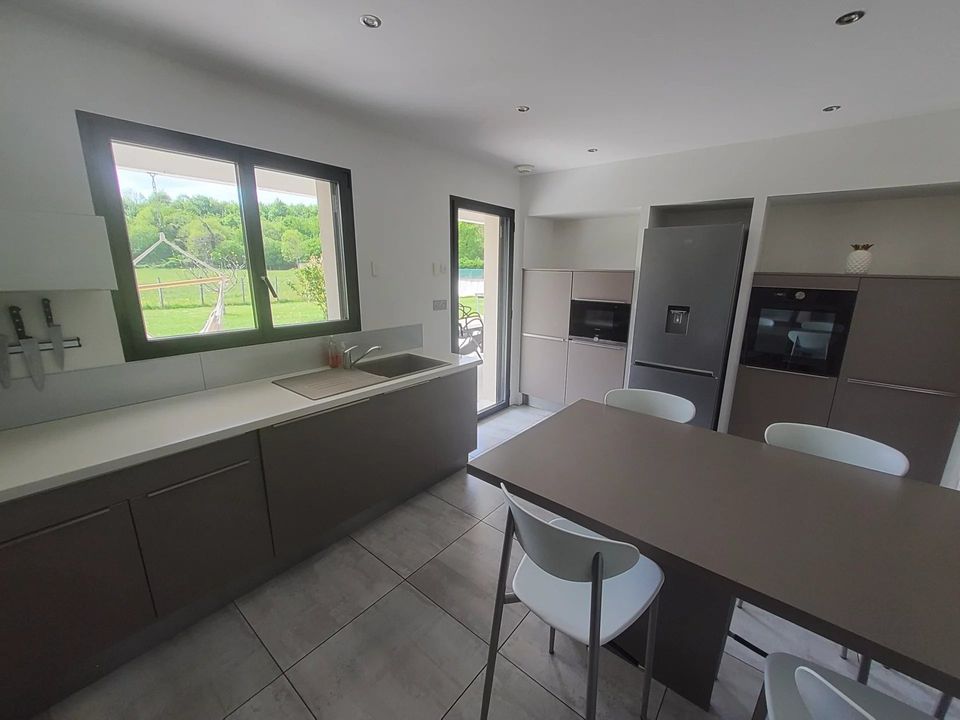 Villa in Rives, Isere - photo 5