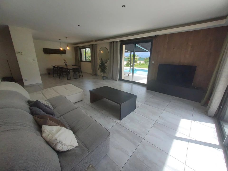 Villa in Rives, Isere - photo 3