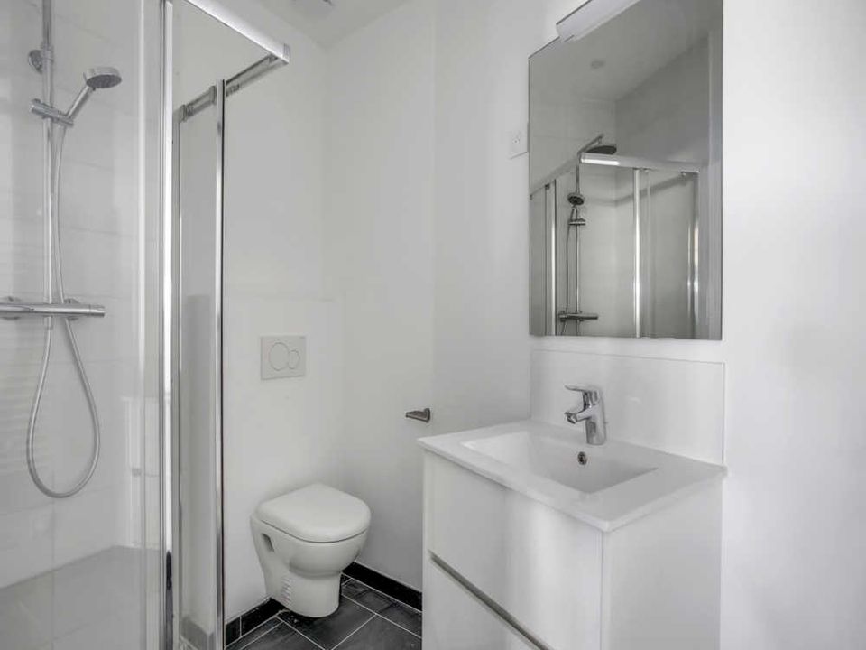 Apartment in Lille, Nord - photo 4