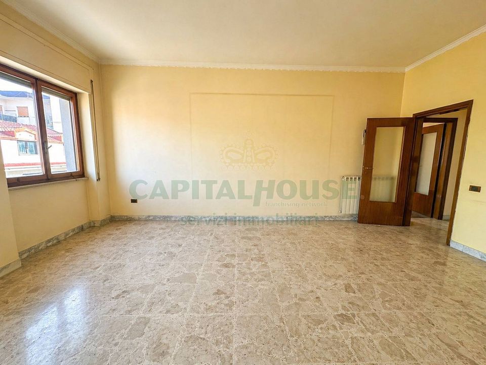 Appartement - Santa Maria Capua Vetere, Caserta - photo 2