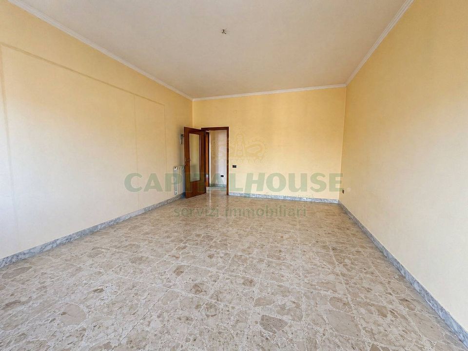 Appartement - Santa Maria Capua Vetere, Caserta - photo 3