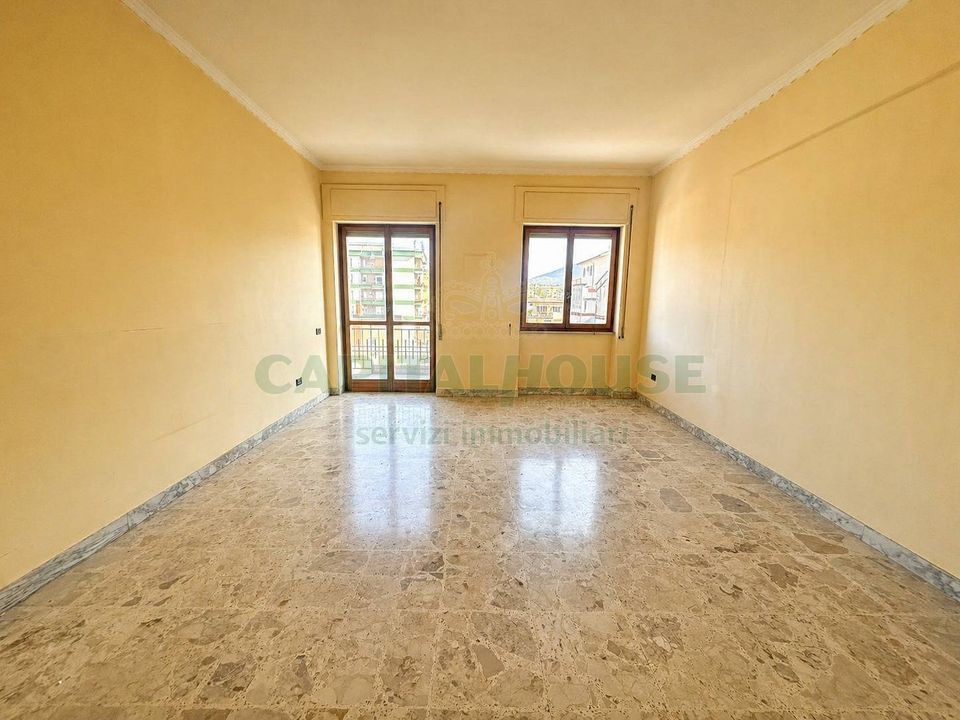 Appartement - Santa Maria Capua Vetere, Caserta - photo 4