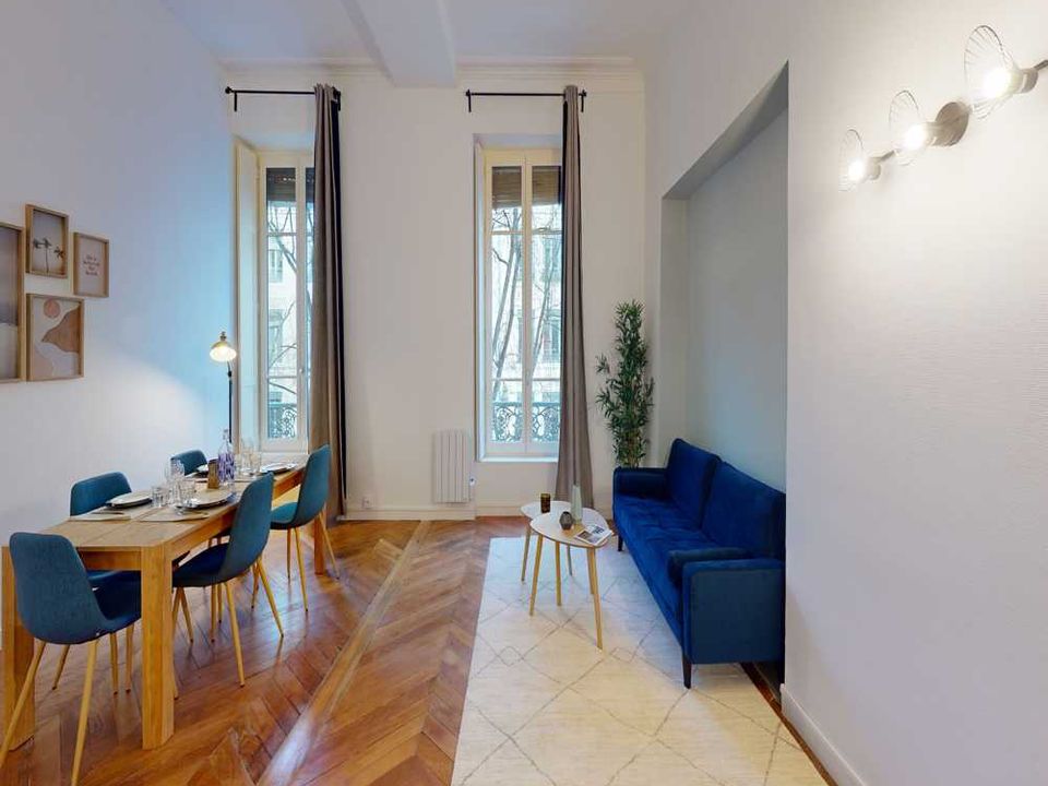Apartment in Lyon, Rhone - photo 5