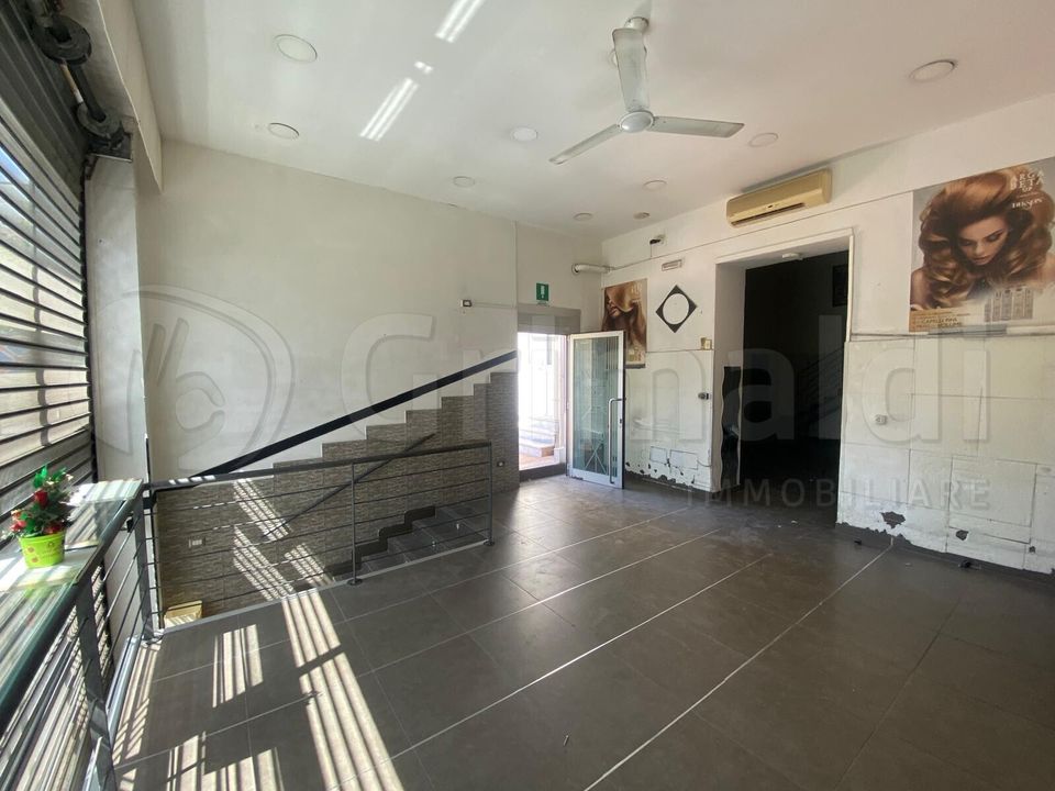 Erhvervsejendom i Giugliano in Campania, Naples - foto 4