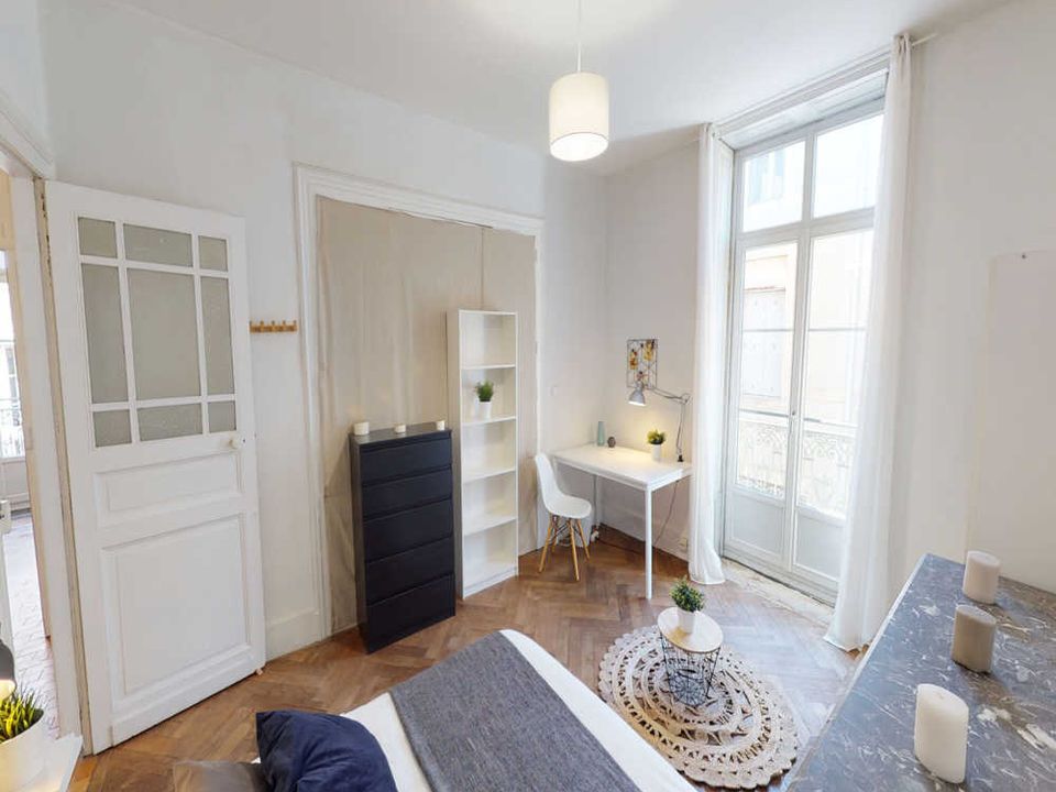 Apartment in Montpellier, Herault - photo 2