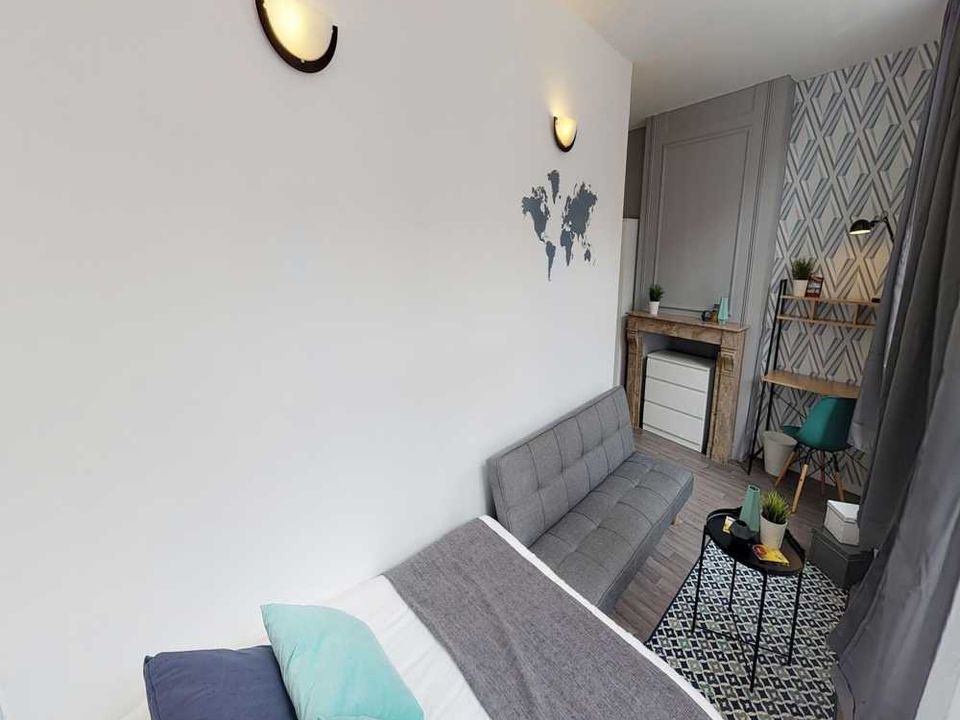 Apartment in Lille, Nord - photo 2