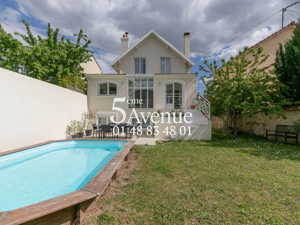 Villa i Saint-Maur-des-Fosses, Val-de-Marne - foto 1