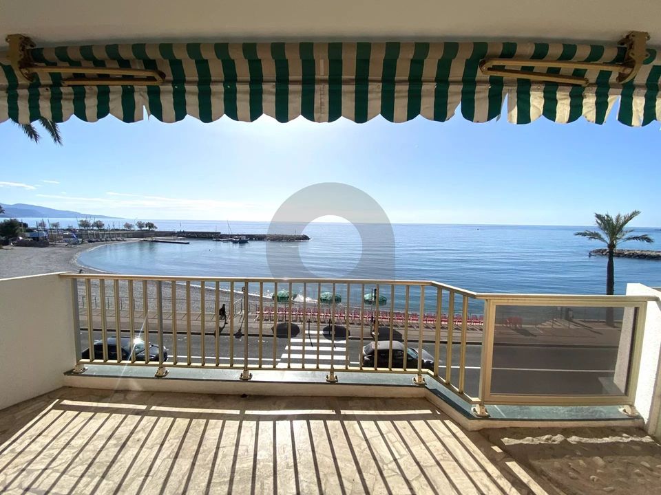 Lejlighed i Roquebrune-Cap-Martin, Alpes-Maritimes - foto 2