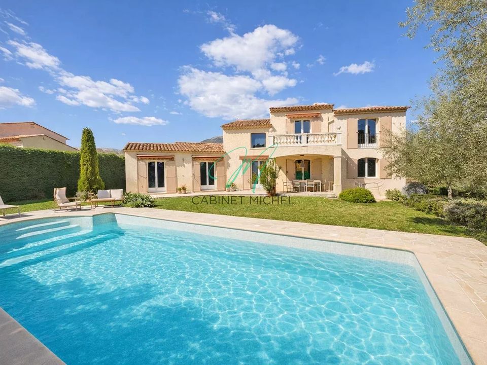 Villa i Roquefort-les-Pins, Alpes-Maritimes - foto 1