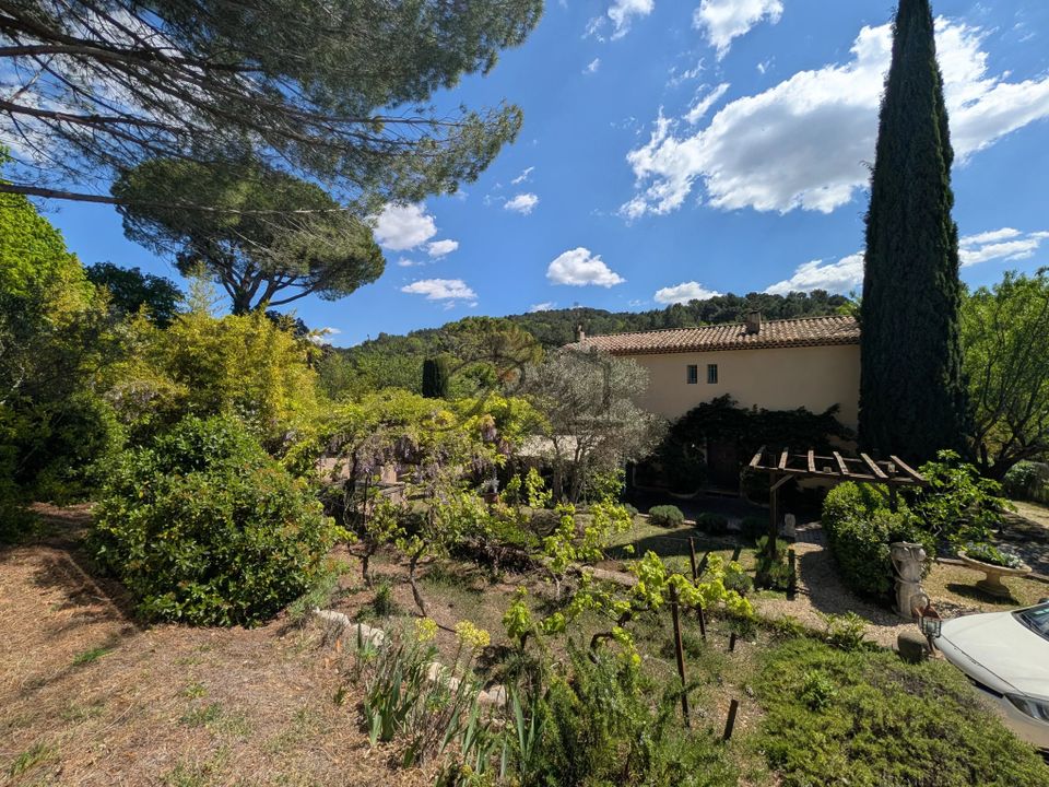 Villa i La Bastide-des-Jourdans, Vaucluse - foto 1