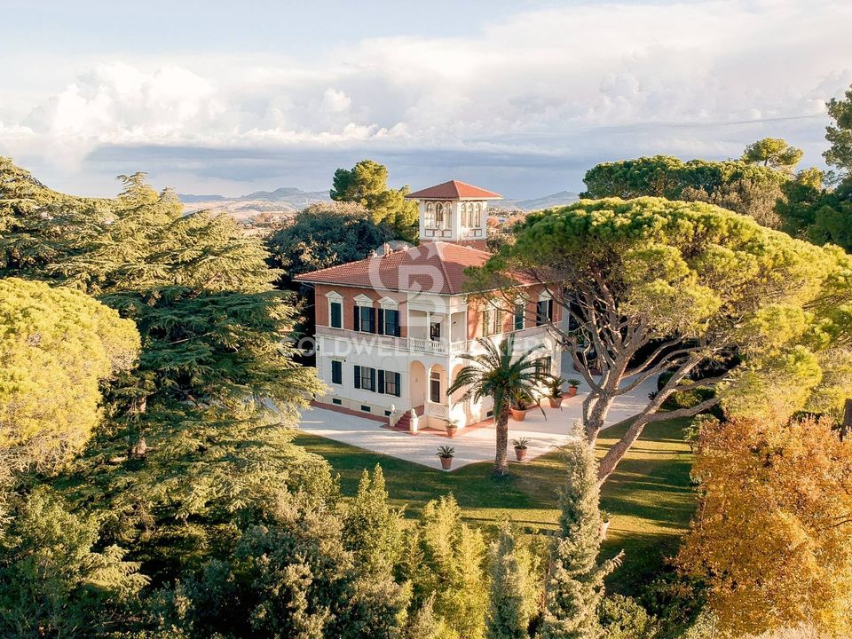 Villa en Filottrano, Ancona - foto 1