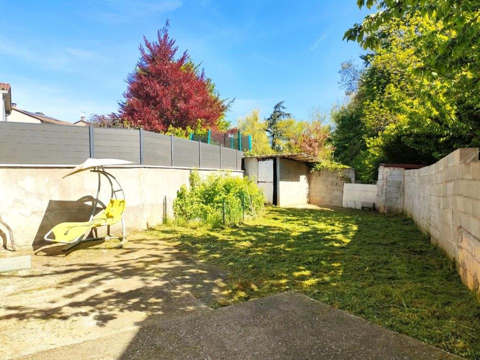 Villa i Rillieux-la-Pape, Rhone - foto 1