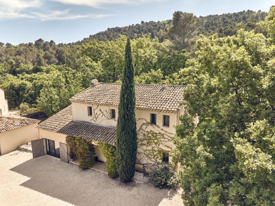 Villa - Le Puy-Sainte-Reparade, Bouches-du-Rhone - photo 1