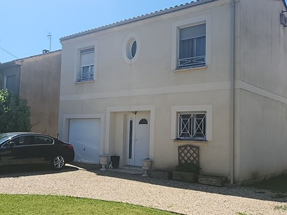Villa i Pineuilh, Gironde - foto 1