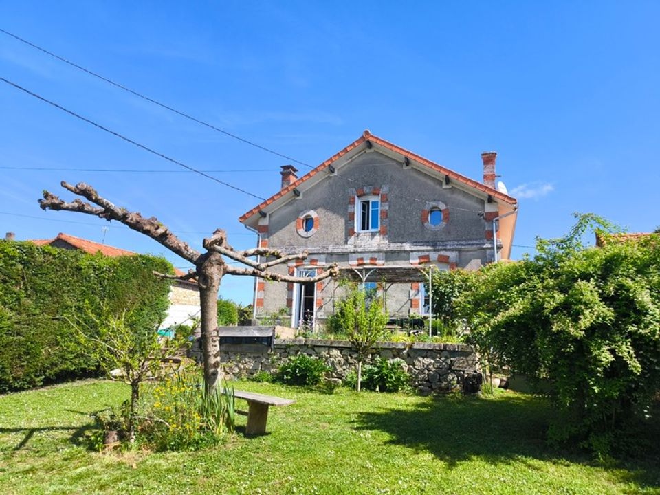 Villa i Saint-Sornin, Charente - foto 1