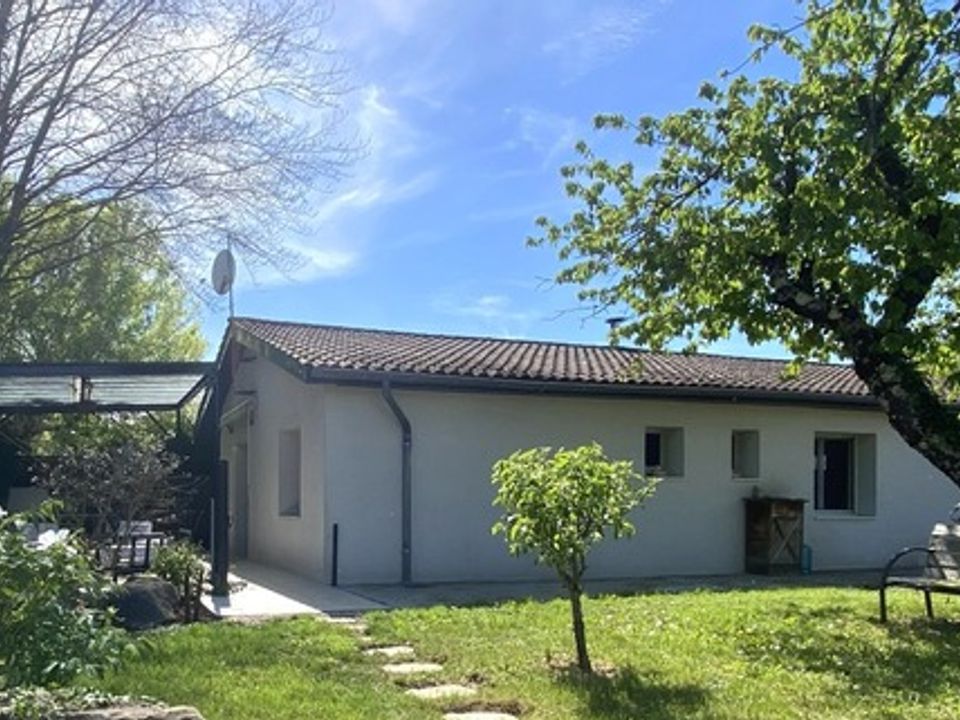 Villa i Saint-Maurice-de-Gourdans, Ain - foto 1