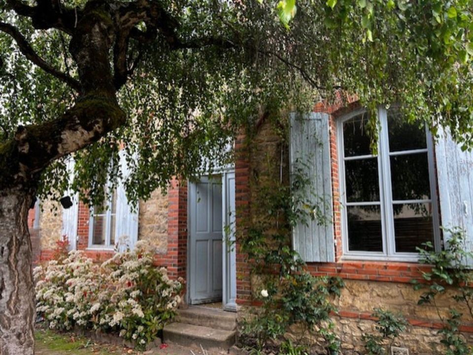 Villa in Durtal, Maine-et-Loire - photo 1
