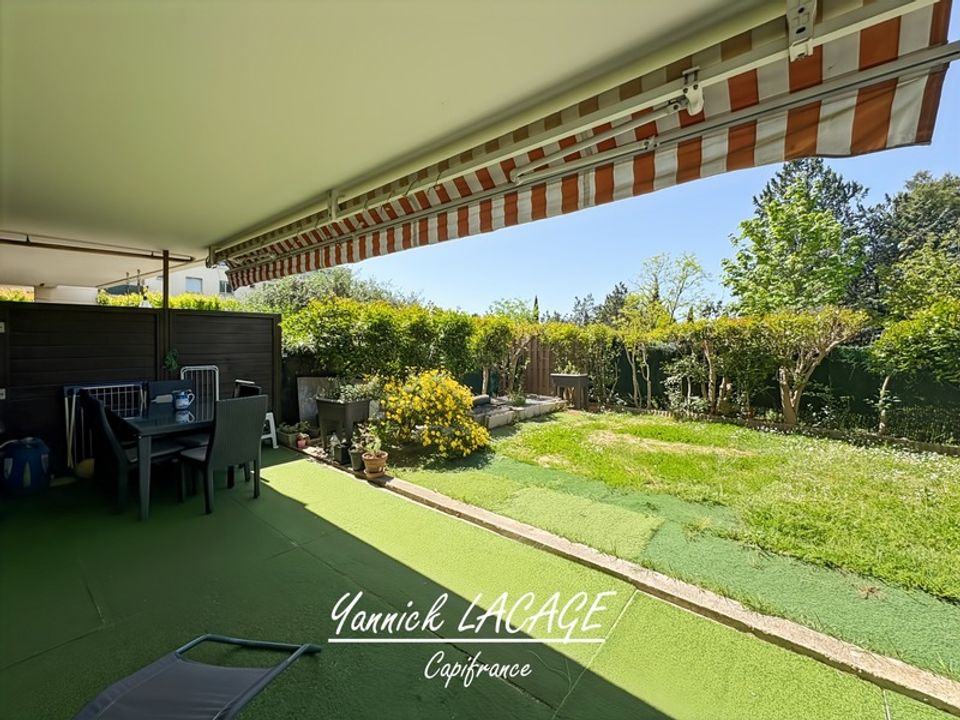 Apartament a Saint-Mitre-les-Remparts, Bouches-du-Rhone - foto 1