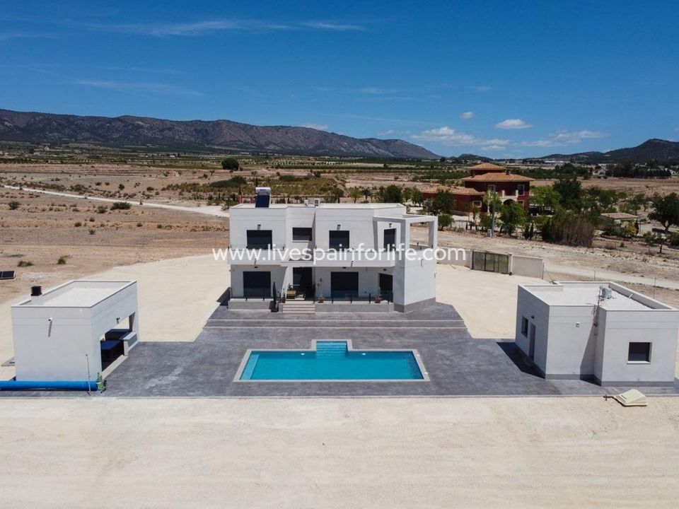 Villa i Pinoso, Alicante - foto 1