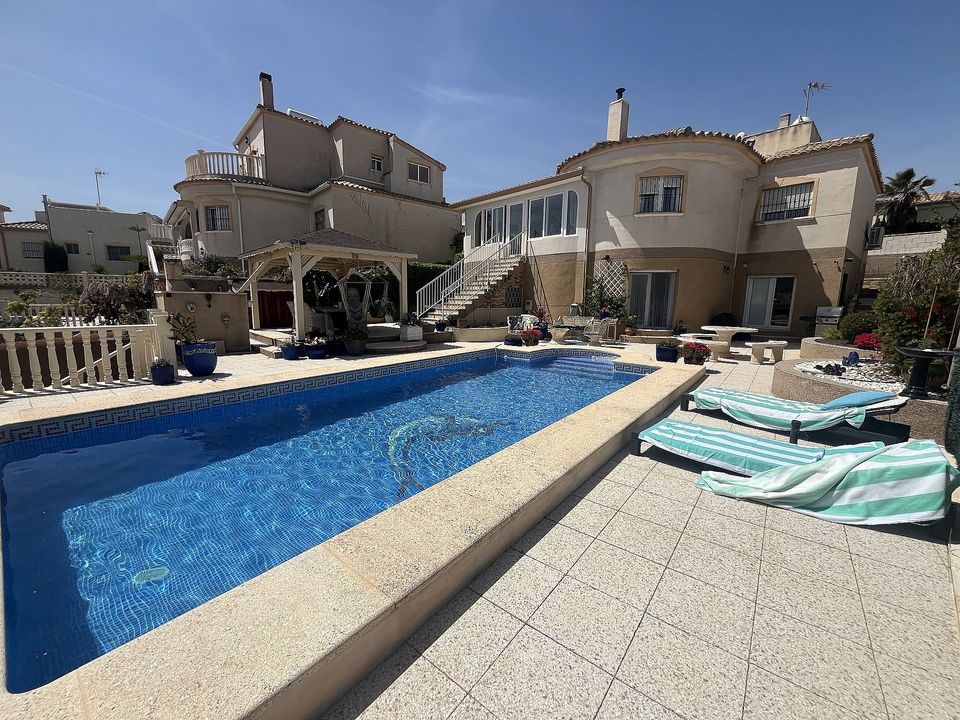Villa i Castalla, Alicante - bilde 1