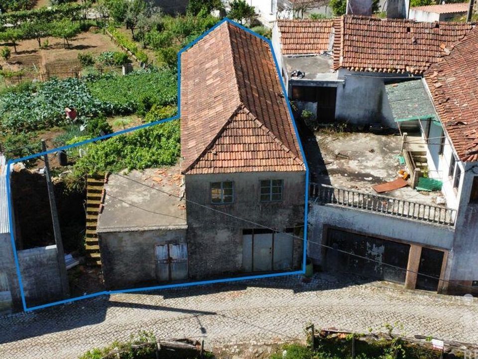 Byhus i Figueiro dos Vinhos, Leiria - foto 1
