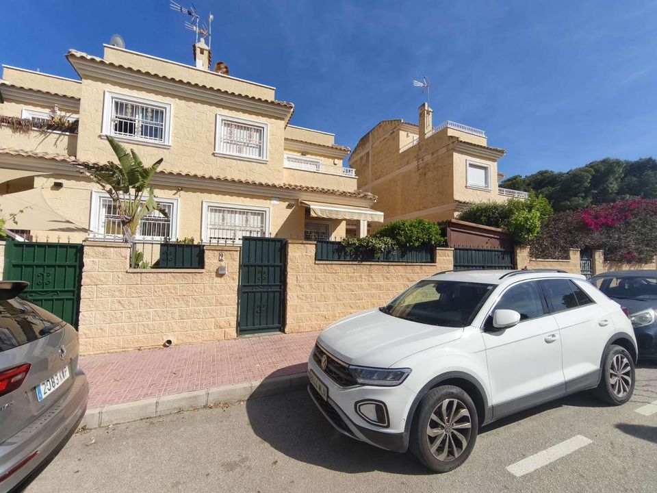 Duplex i Torrevieja, Alicante - foto 1