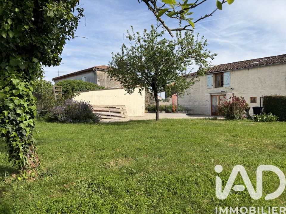 Landsbyhus i Bourneau, Vendee - foto 1