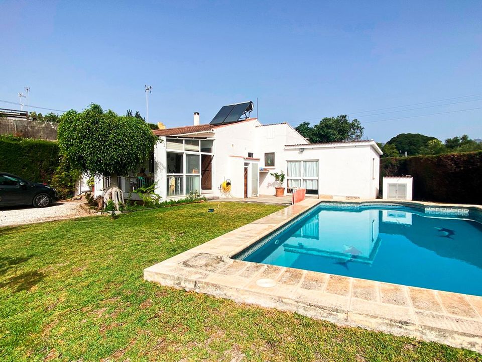 Villa i Estepona, Malaga - foto 1