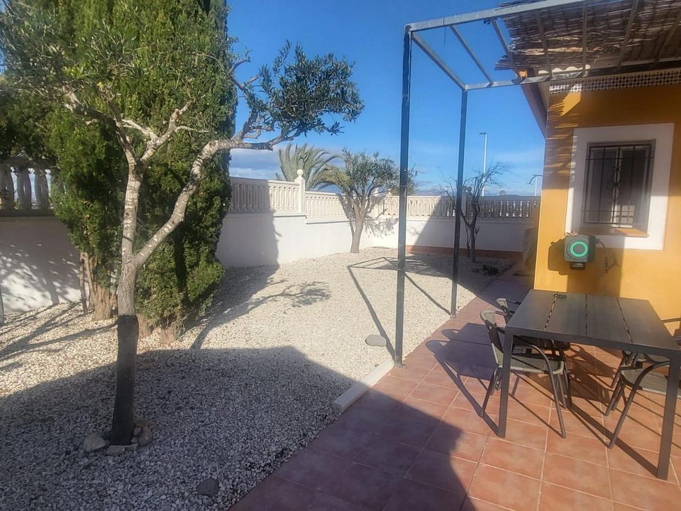 Rækkehus i Los Arenales Del Sol, Alicante - foto 3