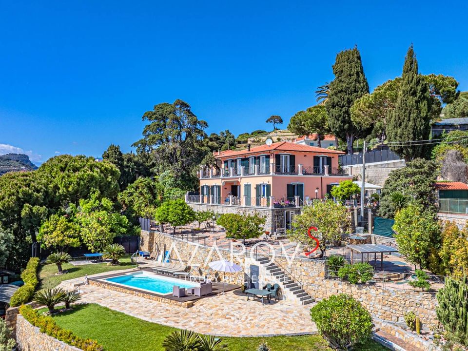 Villa i Bordighera, Imperia - foto 1