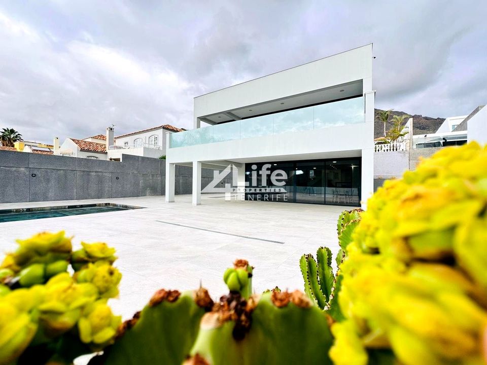 Villa i Adeje, Tenerife - bilde 1